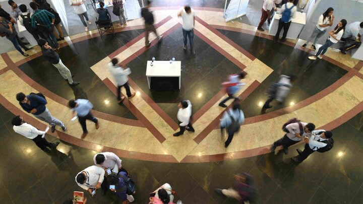 आयुष्मान भारत रोजगार योजना के नाम पर UP में 3423 युवाओं से ठगी, सबसे लिए 1.55 लाख रुपये UP Tak