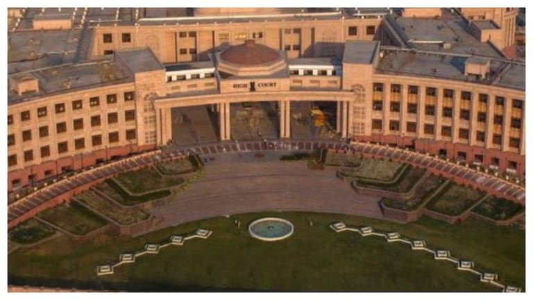 आरोपी पर दोष सिद्ध होने पर ही SC-ST कानून के तहत पीड़ित को मुआवजा दिया जाए: हाई कोर्ट UP Tak