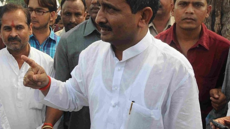 UP: जेल से बाहर आएगा कुलदीप सिंह सेंगर, कोर्ट ने बेटी की शादी के लिए दी जमानत UP Tak