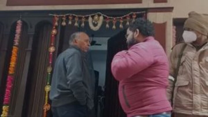 अब समाजवादी इत्र बनाने वाले एसपी MLC पम्पी पर पड़ा छापा, यूपी में कई लोकेशन पर रेड UP Tak