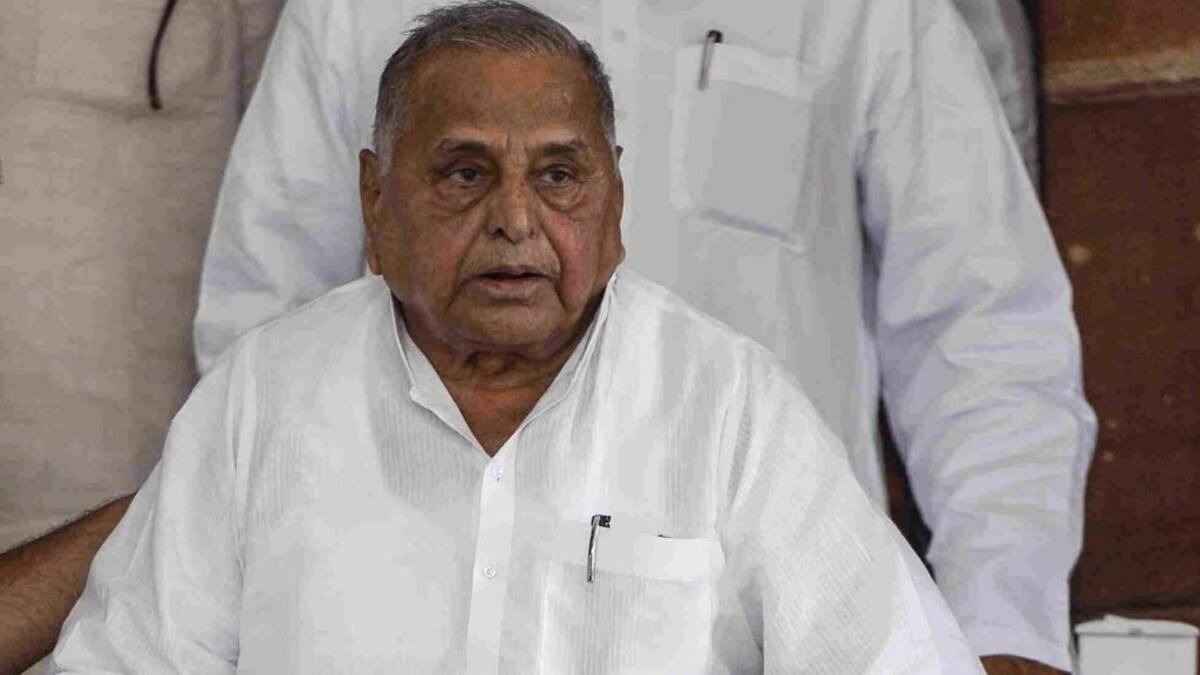 मुलायम सिंह यादव की नहीं होगी ‘तेरहवीं’, पारिवारिक पंडित ने बताई असली वजह UP Tak