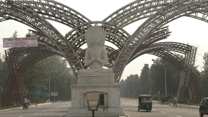 30 सितंबर तक गौतम बुद्ध नगर में धारा 144 लागू, स्वीमिंग पूल नहीं खुलेंगे, ये पाबंदियां भी UP Tak