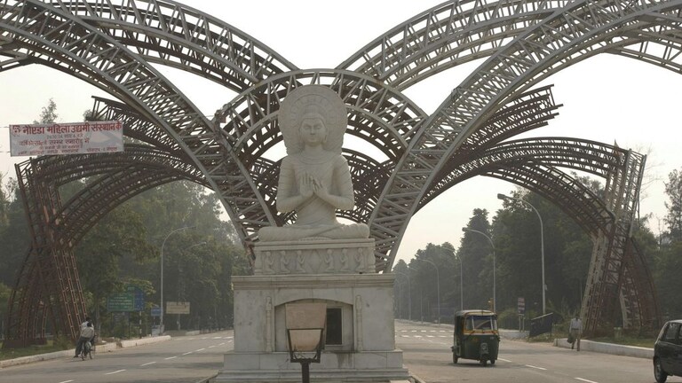 30 सितंबर तक गौतम बुद्ध नगर में धारा 144 लागू, स्वीमिंग पूल नहीं खुलेंगे, ये पाबंदियां भी UP Tak