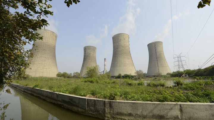 ग्राउंड रिपोर्ट: यूपी में गहराता जा रहा बिजली संकट! पावर प्लांट्स के ताजा हालात की पड़ताल UP Tak