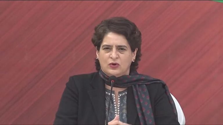 UP चुनाव: CM चेहरे को लेकर दिए बयान के बाद अब प्रियंका बोलीं- ‘चिढ़ कर कह दिया था’ UP Tak