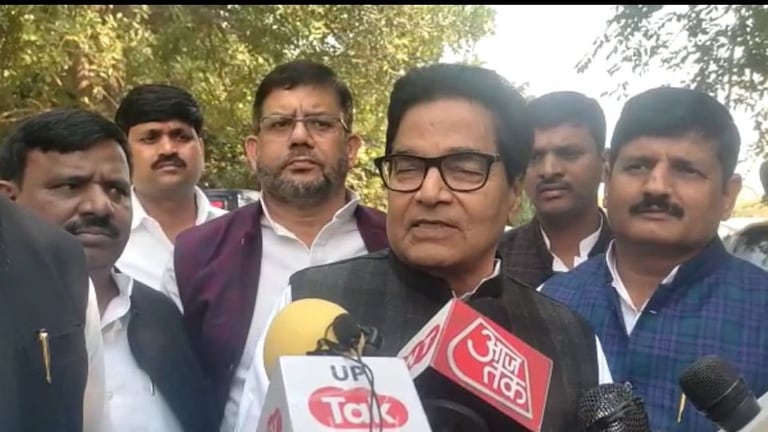 शिवपाल से पूछकर ही उम्मीदवार घोषित किया गया, वो आए न आए, कोई फर्क नहीं पड़ता: रामगोपाल यादव UP Tak