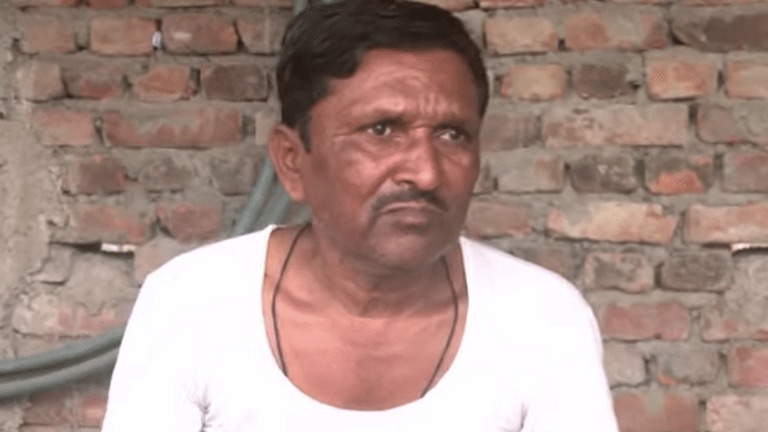 लखीमपुर खीरी हिंसा: मृतक पत्रकार के पिता ने रो-रोकर सुनाई पूरी कहानी, उठाए कई सवाल UP Tak