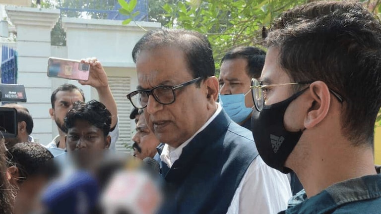 लखीमपुर खीरी जाने से पहले सतीश मिश्रा ने UP सरकार को घेरा, सिद्धार्थ नाथ सिंह को दी नसीहत UP Tak