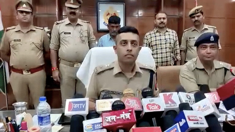 कासगंज: बेटी-मां के संबंधों ने ली दो जानें, परतों में उलझी इस हत्याकांड की कहानी चौंकाऊ है UP Tak