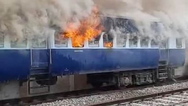 अग्निपथ: प्रदर्शन करने वालों पर पुलिस किस कानून के तहत कर रही कार्रवाई, यहां जानिए डिटेल UP Tak