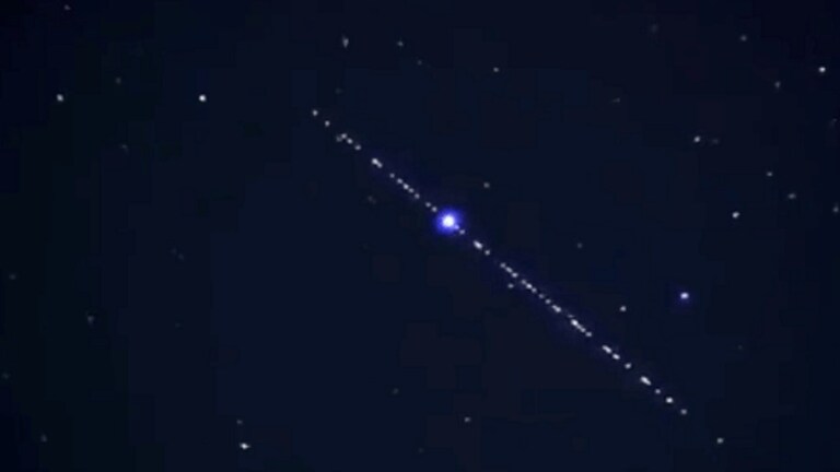 यूपी के आसमान में दिखने वाली आकृति एलियन UFO थी या कुछ और? जानिए ‘FACT’ UP Tak