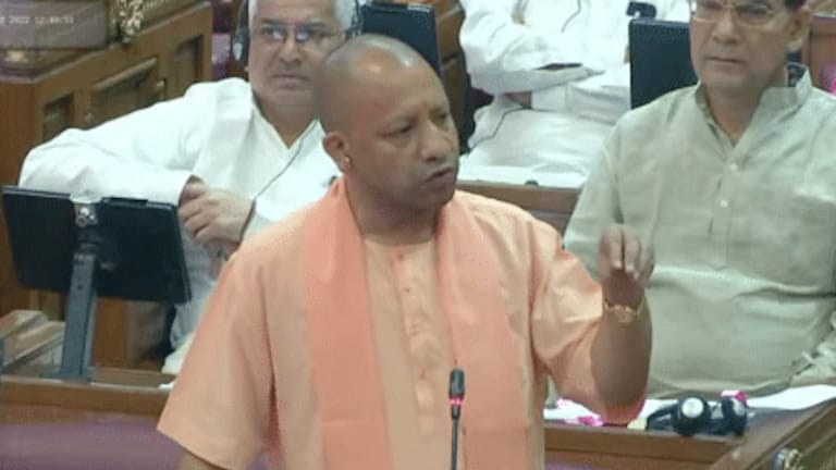 विधानसभा में CM योगी ने SP प्रमुख के आरोपों का यूं दिया जवाब, अखिलेश बोले- हम संतुष्ट नहीं UP Tak