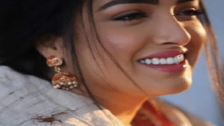 अयोध्या: होटल से आम्रपाली दुबे का ऐसे चोरी हुआ लाखों का सामान, CCTV कैमरे में कैद चोर UP Tak