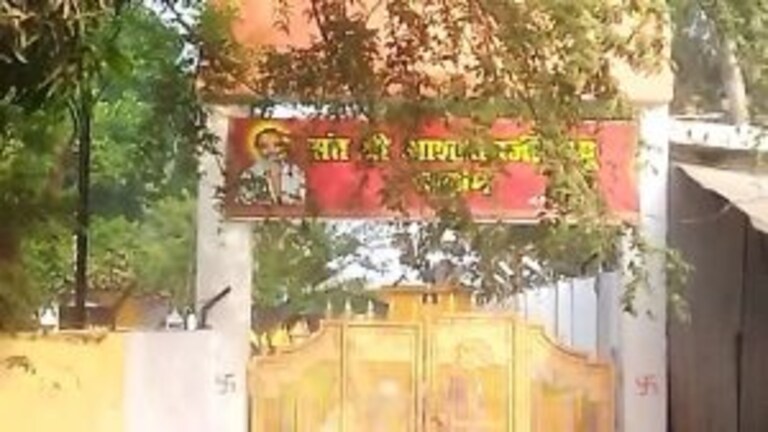 गोंडा: आसाराम के आश्रम के भीतर कार में मिला नाबालिग लड़की का शव, पुलिस जांच में जुटी UP Tak