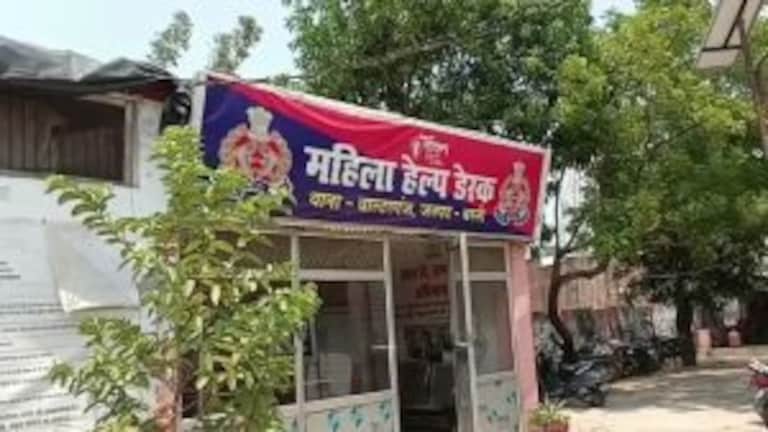 बस्ती में नाबालिग लड़की के साथ चार युवकों ने किया गैंग रेप, बेहोश हुई तो झाड़ी में फेंक गए UP Tak