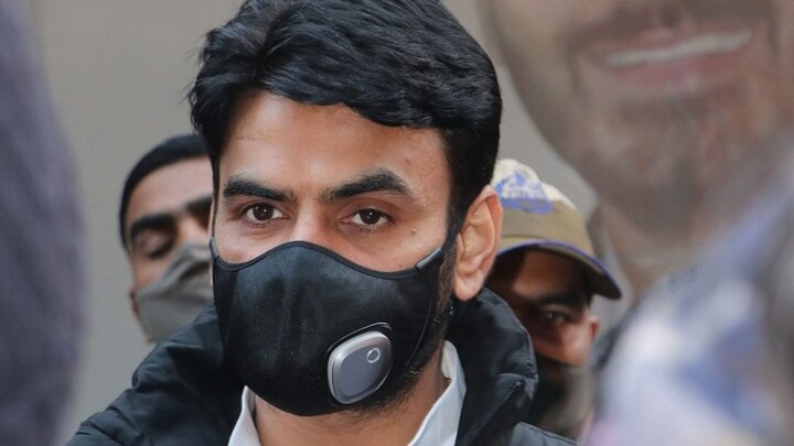 पुलिस को छका रहा फरार श्रीकांत त्यागी ऐसे आया गिरफ्त में, जानिए कैसे बिछाया गया जाल? UP Tak