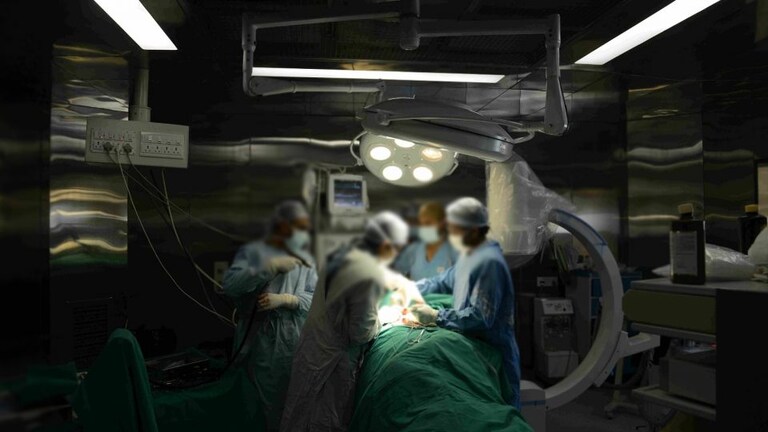 बांदा में नसबंदी ऑपरेशन के बाद भी प्रेग्नेंट हो गई 8 महिलाएं, CMO ने दिया अजीबो-गरीब बयान UP Tak