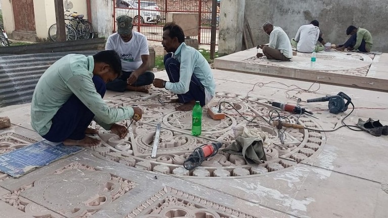 अयोध्या: 400 करोड़ से बढ़कर 1800 करोड़ हुआ राम मंदिर का बजट, बनेंगे 7 और मंदिर, जानें डिटेल UP Tak