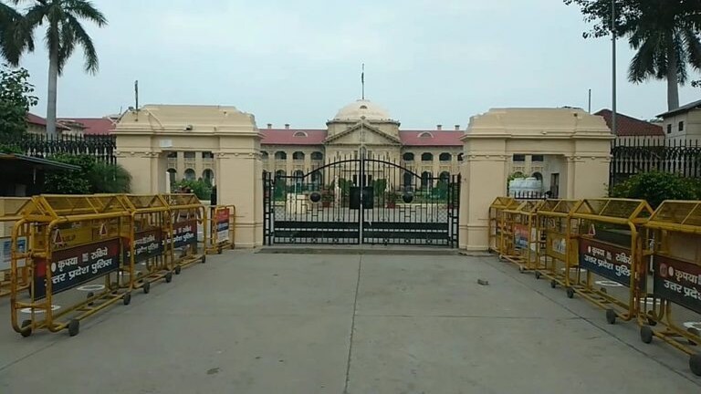 युवती का दारोगा पद पर हुआ चयन, परिजन नहीं दे रहे डॉक्युमेंट्स, वजह जानकर रह जाएंगे हैरान UP Tak