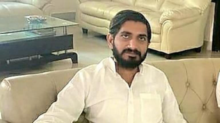 आदित्य बनाए गए प्रगतिशील समाजवादी पार्टी के प्रदेश अध्यक्ष, शिवपाल ने बेटे को सौंपा जिम्मा UP Tak