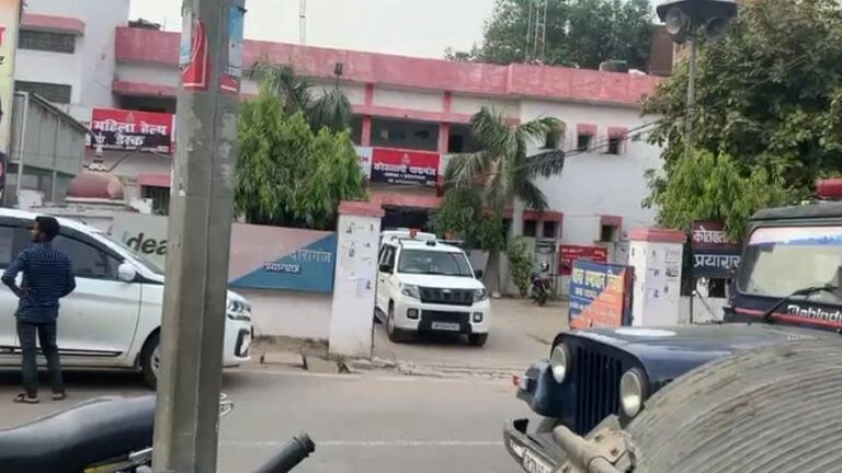 प्रयागराज: ₹10 लाख की मदद दिलाने के नाम पर 13 साल की लड़की से गैंगरेप, मां ने लगाए ये आरोप UP Tak