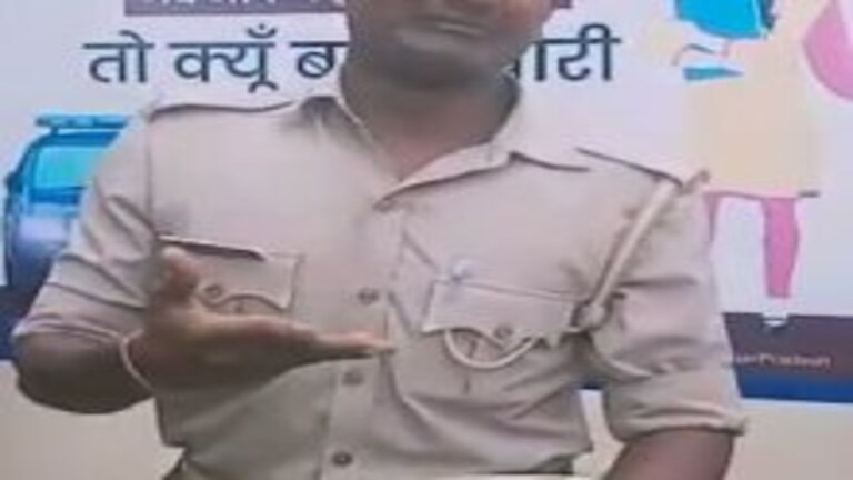 UP: थाली दिखाकर पुलिस कॉन्स्टेबल रोने लगा, कहा- 12 घंटे ड्यूटी के बाद मिलती है ऐसी रोटियां UP Tak