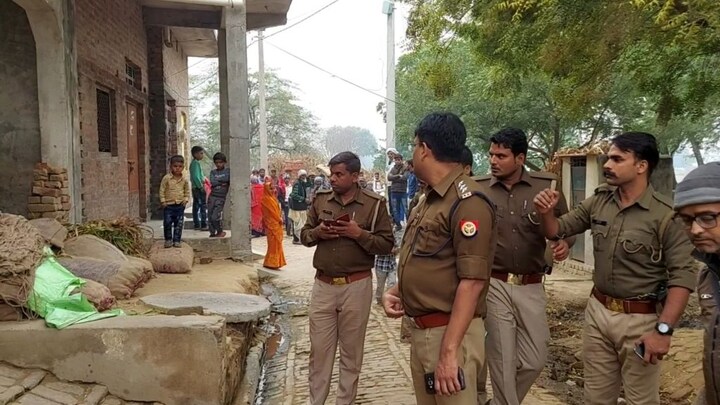 सुल्तानपुर: रेलवे क्रॉसिंग पार करने के दौरान ट्रेन की चपेट में आ गया युवक, हुई दर्दनाक मौत UP Tak