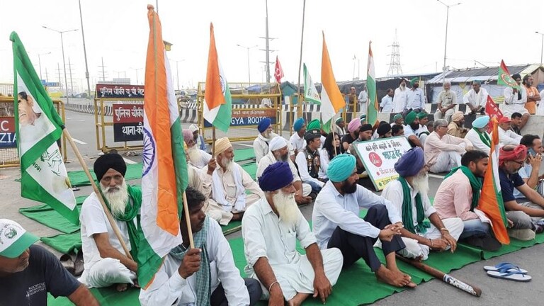 किसानों का भारत बंद: राकेश टिकैत ने पूरी बेली, अखिलेश, मायावती, प्रियंका का बंद को समर्थन UP Tak