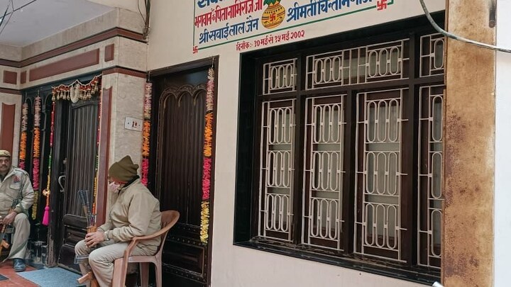 समाजवादी पार्टी MLC पम्पी पर छापा, कंपनियों से कनेक्शन को लेकर सामने आई बड़ी जानकारी UP Tak