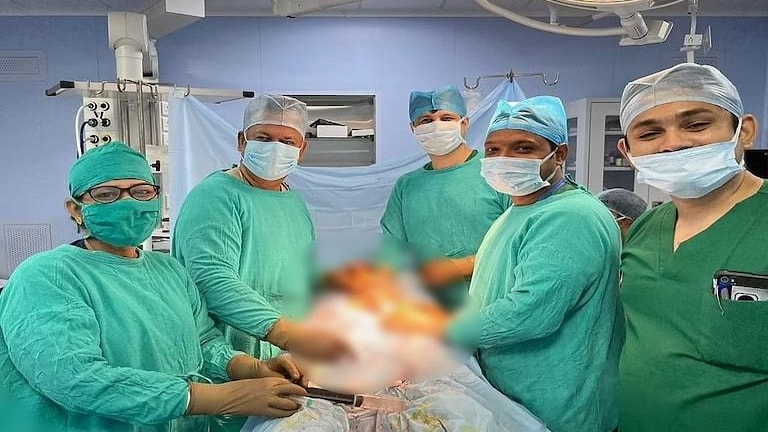 वियाग्रा के ओवर डोज ने युवक को पहुंचाया अस्पताल, ऑपरेशन के बाद सामने आई ये परेशानी UP Tak