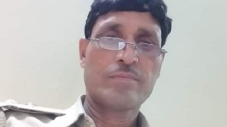 कानपुर: दारोगा को PM-CM पर अभद्र टिप्पणी करना पड़ा भारी, मिली अनिवार्य रिटायरमेंट की सजा UP Tak