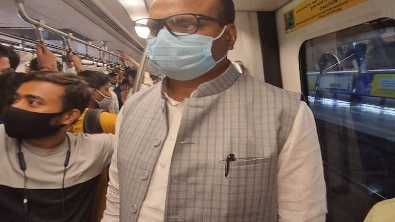 अचानक मेट्रो की सवारी कर गाजियाबाद पोस्टमॉर्टम हाउस पहुंचे डिप्टी CM ब्रजेश पाठक पर क्यों? UPTak