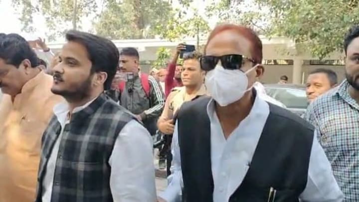 आजम खान के बेटे अब्दुल्ला को SC से झटका, फर्जी जन्म प्रमाण पत्र मामले में याचिका खारिज UP Tak