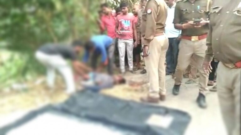 सुल्तानपुर: सुबह सैर पर निकले दादा-पोते को ट्रक ने मारी टक्कर, बच्चे की मौके पर हुई मौत UP Tak