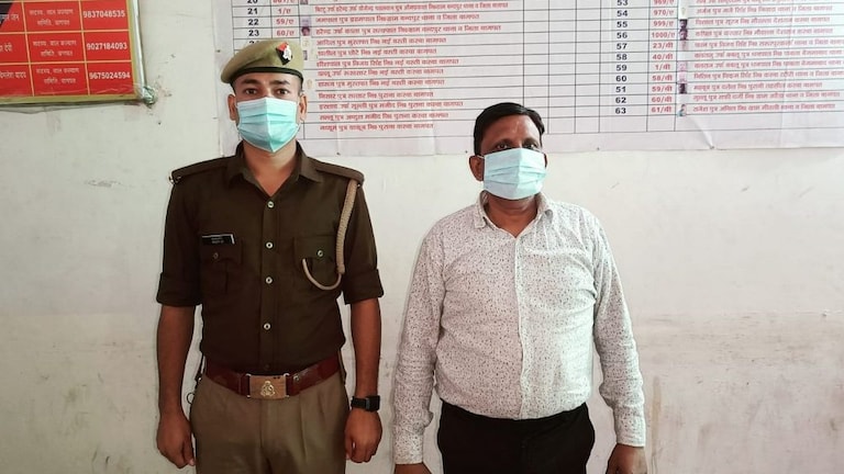 बागपत: स्कूल में बेहोश हो गई 7वीं की छात्रा! होश में आने पर बताई टीचर की करतूत UP Tak