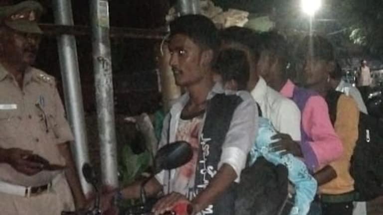 हमीरपुर: पुलिस ने काटे हजारों वाहनों के चालान, वसूला इतना जुर्माना, चलाया जागरूकता अभियान UPTak
