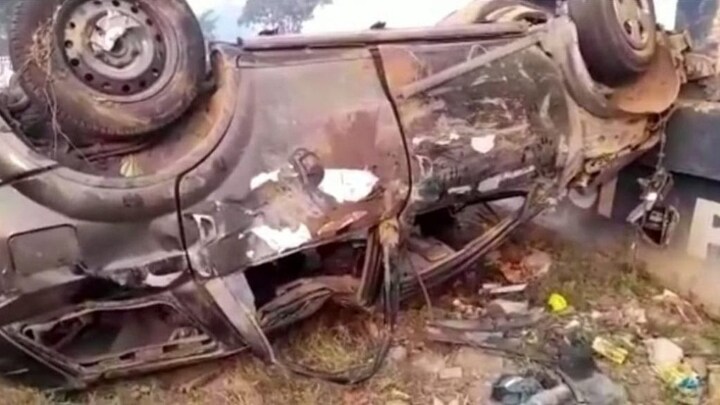 बस्ती: भीषण हादसा! अचानक नील गाय की चपेट में आने से बुरी तरह से पलट गई एक्सयूवी, 3 की मौत UP Tak