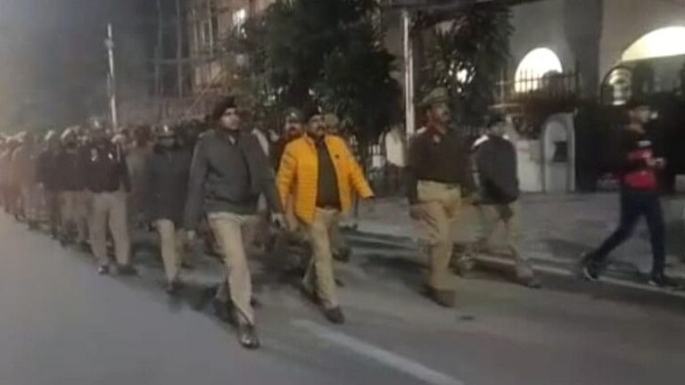 बरेली में हुड़दंगियों-शोहदों को जारी हुई चेतावनी, नए साल के जश्न में रहेगी सख्ती, जानें UP Tak