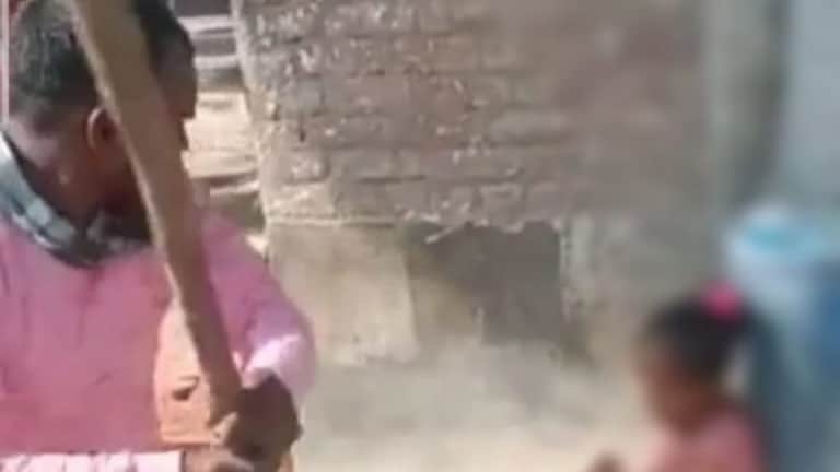 फतेहपुर: नाबालिग को छेड़खानी का विरोध करना पड़ा भारी, आरोपी ने डंडे से कर दी पिटाई, जानें UP Tak