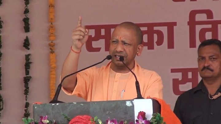 आजम खान पर सीएम योगी ने साधा निशाना, बिना भेदभाव रामपुर के विकास का किया वादा UP Tak