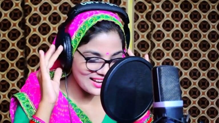 ‘बाबा के डीएम बड़ी रंगबाज बा’ गाने पर मिला था नेहा सिंह राठौर को नोटिस, गायिका बोलीं- उन्हें मिर्ची लग गई UpTak