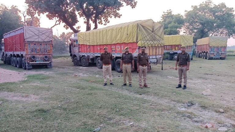 कौशांबी में चला प्रशासन का चाबुक, 25 ओवरलोड वाहन सीज, वसूला जायेगा 40 लाख का जुर्माना UP Tak