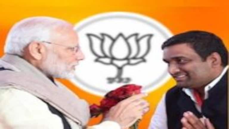 उन्नाव: बैठक में पहुंचे BJP विधायक, कुर्सी छोड़ खड़े नहीं हुए अधिकारी तो लगा दी फटकार, देखें UP Tak