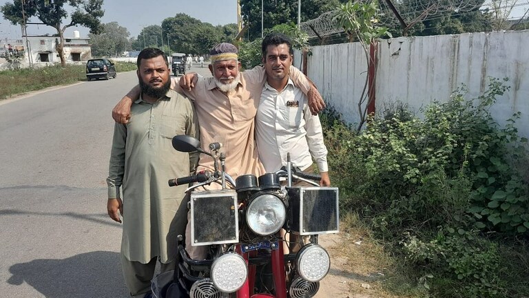 बरेली: 85 साल के चाचा ने बनाया टारजन बाइक, आवाज देने पर होती है स्टार्ट, गजब के हैं फीचर UP Tak