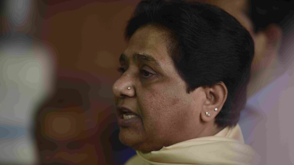 निकाय चुनावों के लिए एक्टिव हुईं मायावती, लखनऊ में बुलाई BSP की बड़ी बैठक, 2024 पर भी नजर UP Tak
