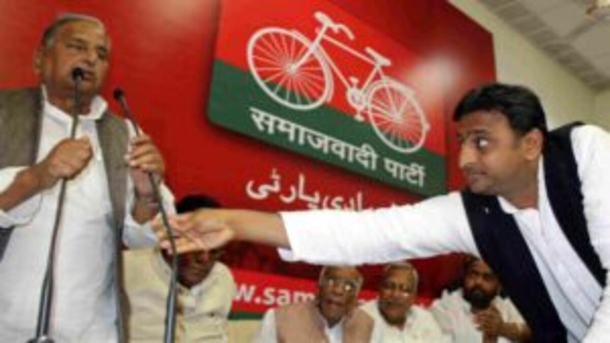 UP: पिता मुलायम को खोने के बावजूद अखिलेश के लिए वापसी का साल रहा 2022 पर कुछ चुनौतियां भी UP Tak