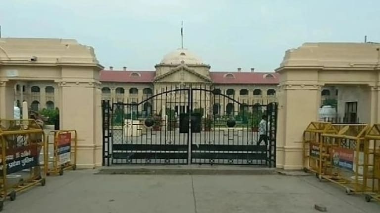 कानपुर अग्निकांड: HC ने मांगी जांच की प्रगति पर रिपोर्ट, सरकार ने कोर्ट को दी ये जानकारी कानपुर अग्निकांड: HC ने मांगी जांच की प्रगति पर रिपोर्ट, सरकार ने कोर्ट को दी ये जानकारी