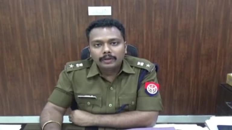 होंडा सिटी कार में भर कर ले जा रहे थे पशु! पुलिस मुठभेड़ में गो-तस्करी के आरोपी अरेस्ट UP Tak