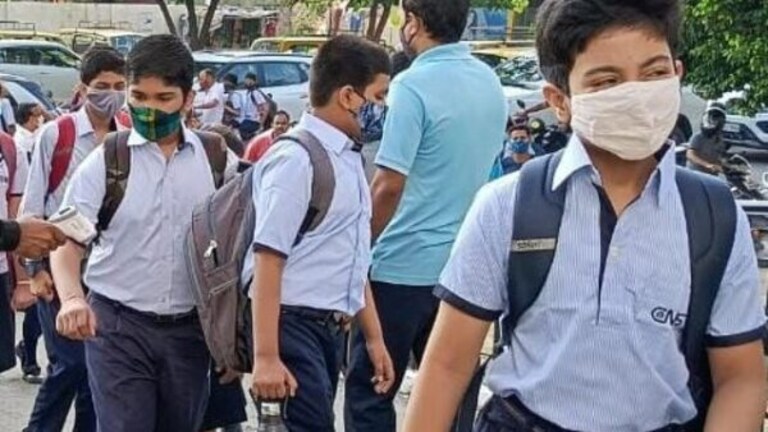 यूपी में आफत की बारिश, गाजियाबाद में 12वीं तक के सभी स्कूल 10 से 16 जुलाई तक रहेंगे बंद school1.jpg