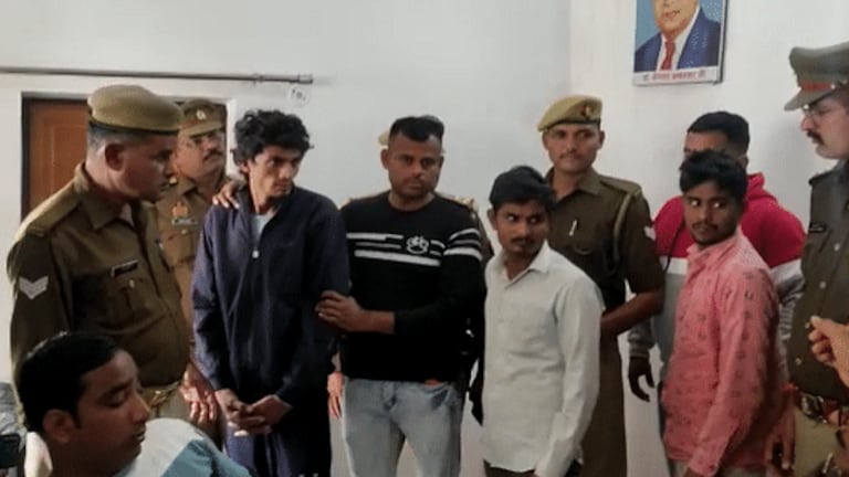 फिरोजाबाद: प्यार का खौफनाक अंजाम, प्रेमी को घर बुलाकर खिलाया खाना फिर दी दर्दनाक मौत UP Tak